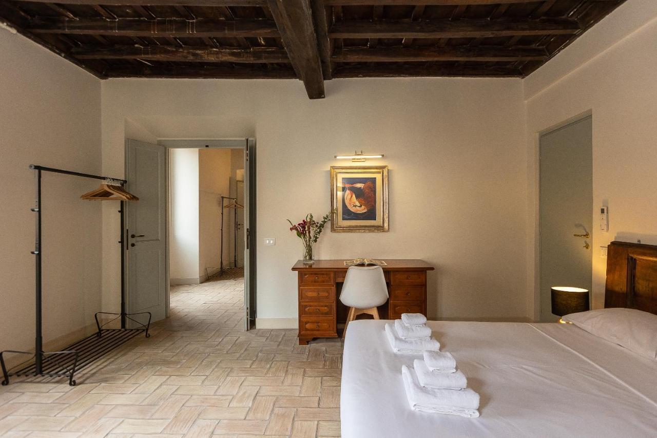 Rome Historical Apartment - Arco Dei Banchi المظهر الخارجي الصورة